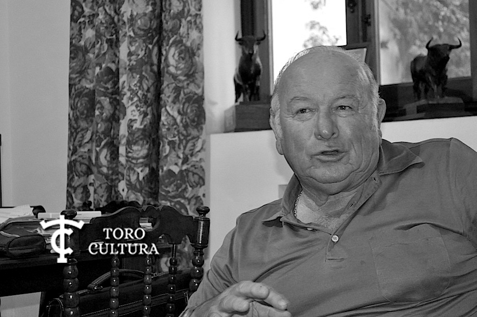 Don Álvaro Domecq con Toro Cultura